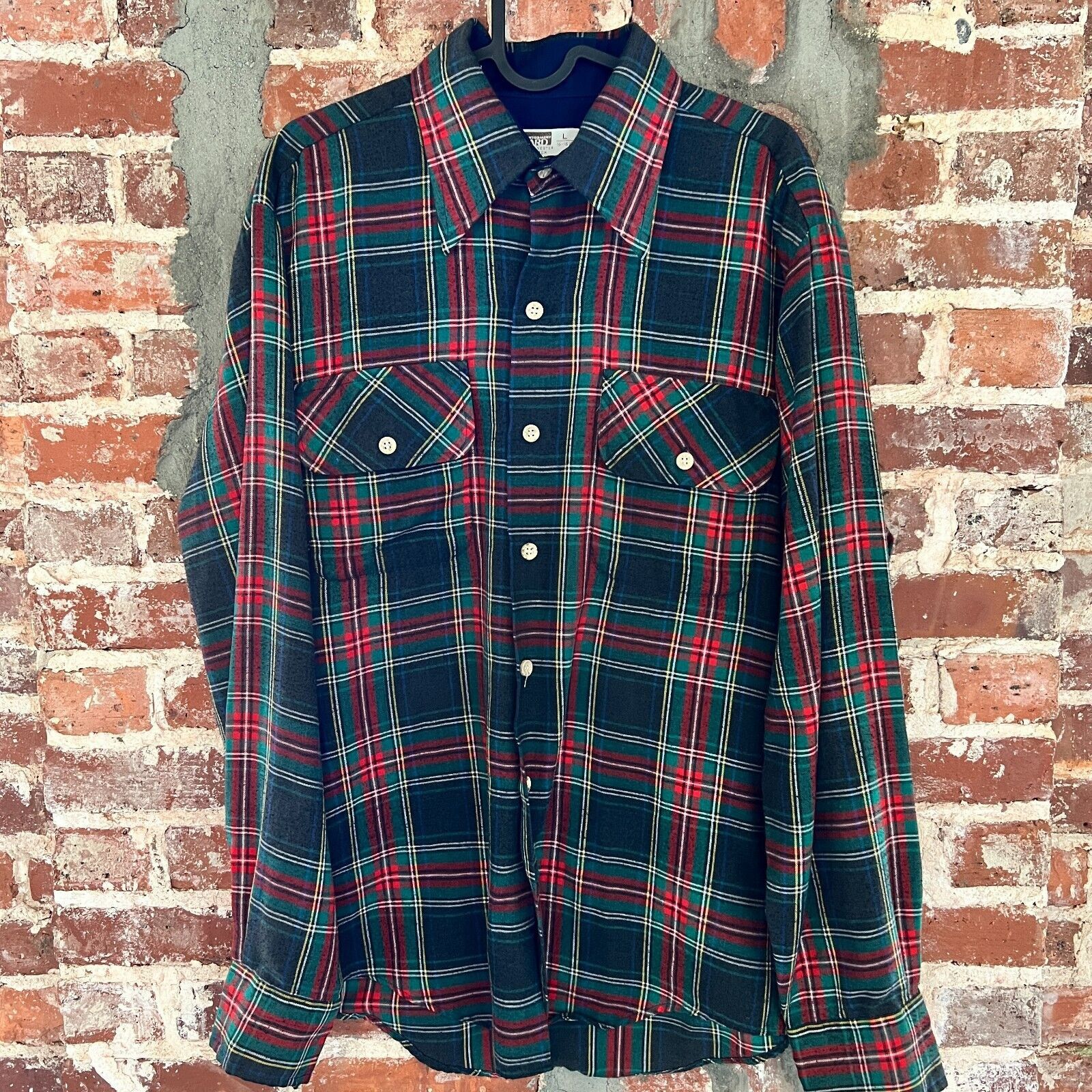 Original Montgomery Vintage Montgomery Ward Men's Flannel Shirt 16-16.5 Size L Size US L / EU 52-54 / 3 - 2 Thumbnail