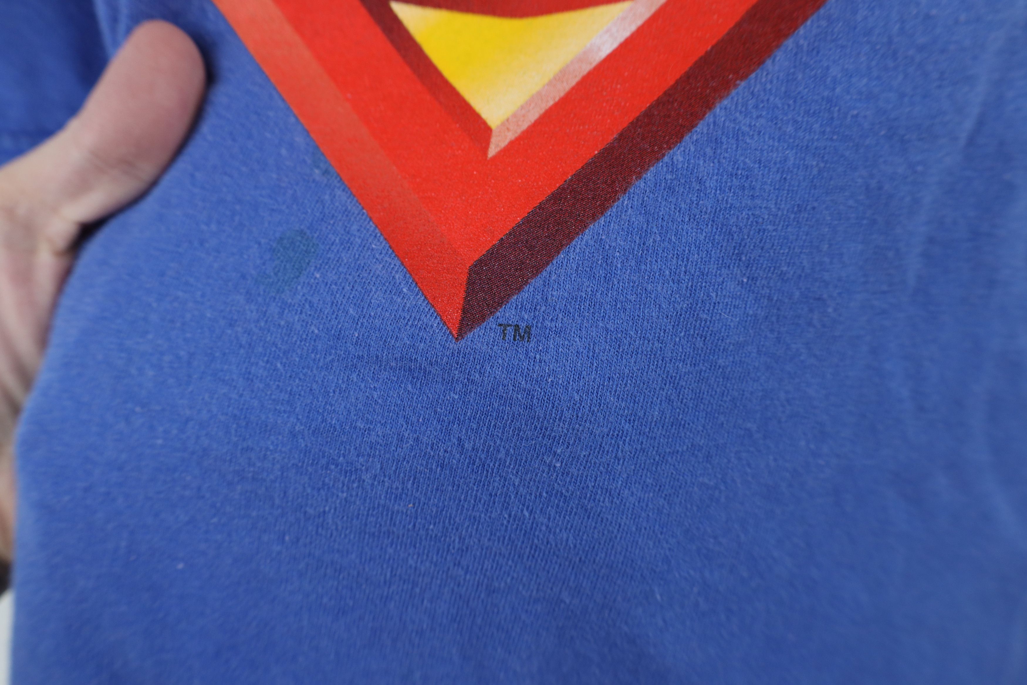 DC Comics Vintage Y2K DC Comics Superman Crest Short Sleeve T-Shirt Size US XL / EU 56 / 4 - 5 Thumbnail
