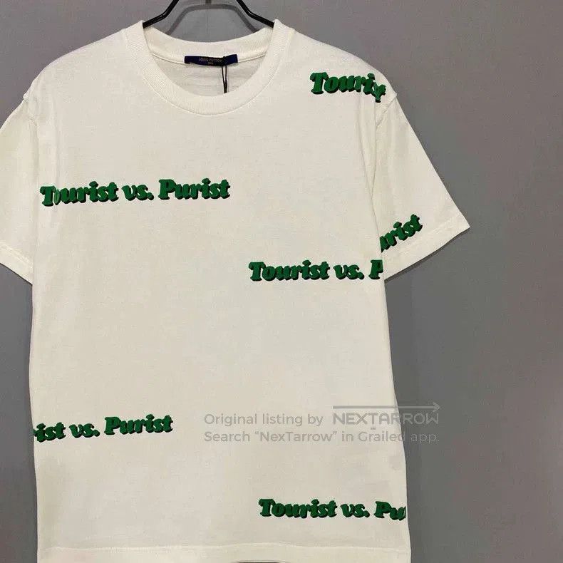 Louis Vuitton Louis Vuitton Flocked Bullet Screen Logo Short Sleeve. Size US S / EU 44-46 / 1 - 2 Thumbnail