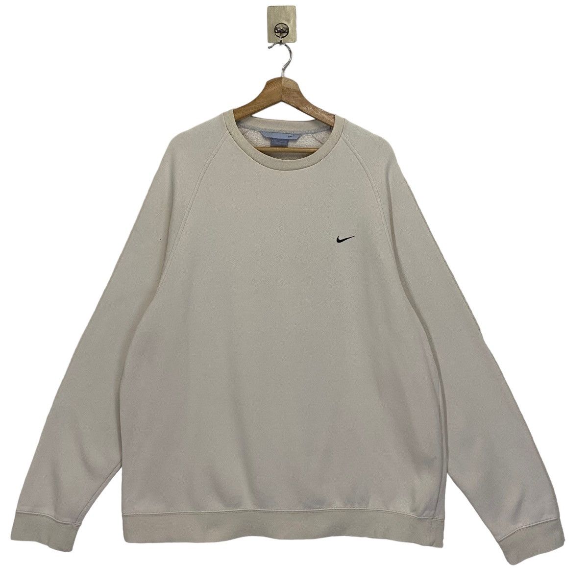 image of Vintage Nike Small Swoosh Embroidered Crewneck Sweatshirt in Beige, Men's (Size 2XL)