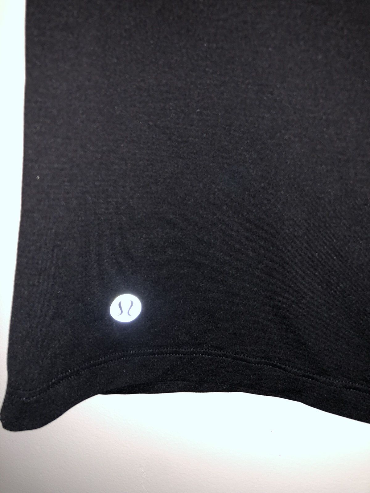 Lululemon Lululemon Black Active Blouse Or Tee Shirt Size S / US 4 / IT 40 - 3 Thumbnail