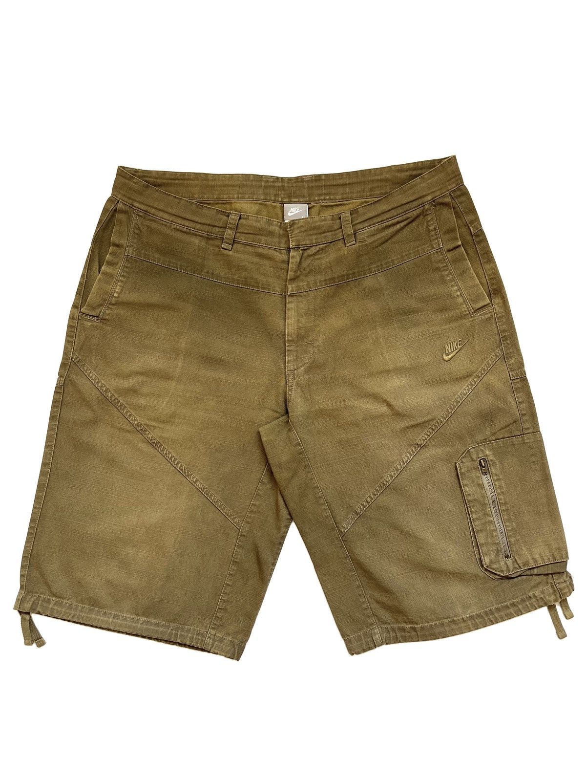 Nike Vintage Nike Cargo Shorts Size US 36 / EU 52 - 1 Thumbnail