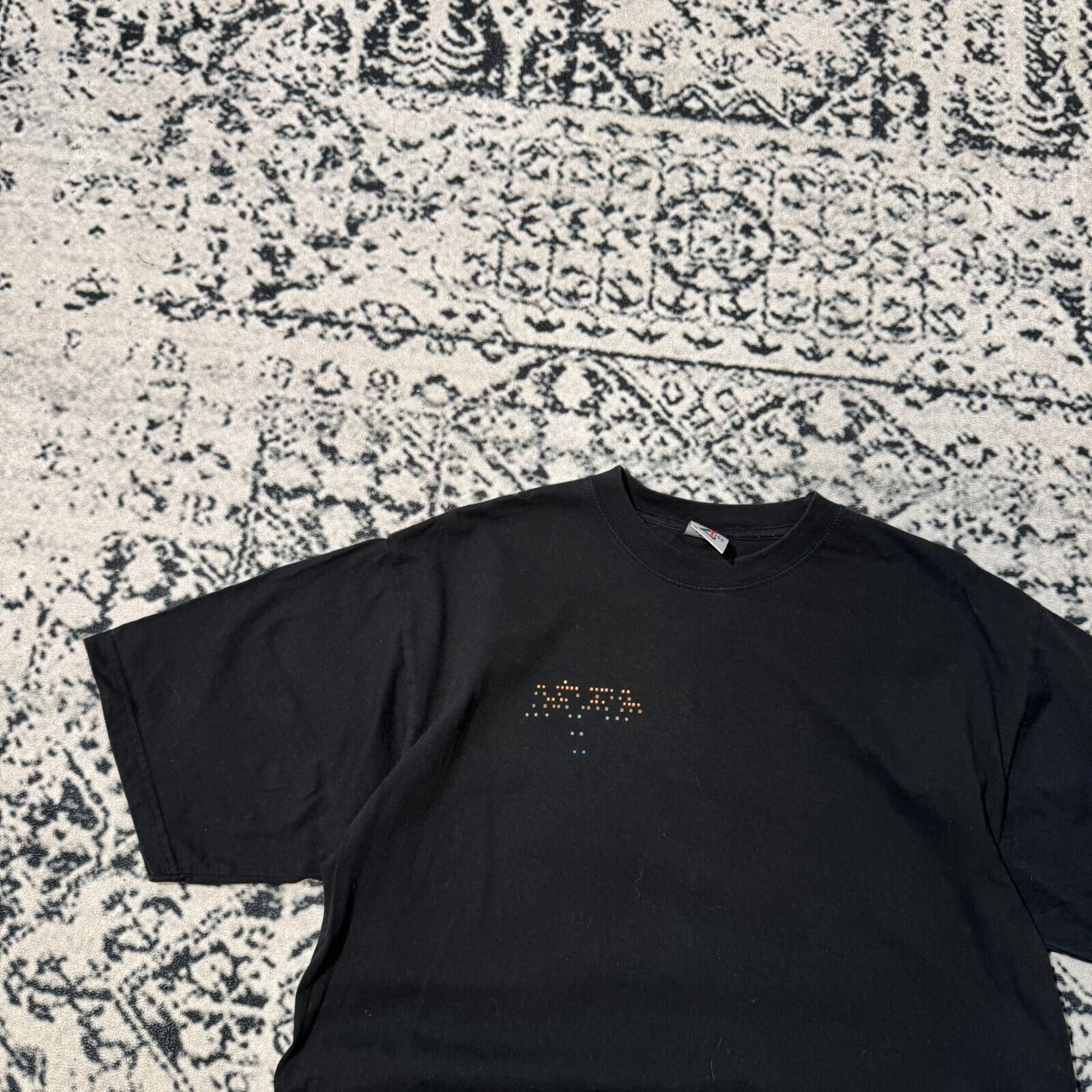 Vintage Vintage Black Cotton T-Shirt Size M Dotted Binary Code Y2k Size US M / EU 48-50 / 2 - 4 Thumbnail