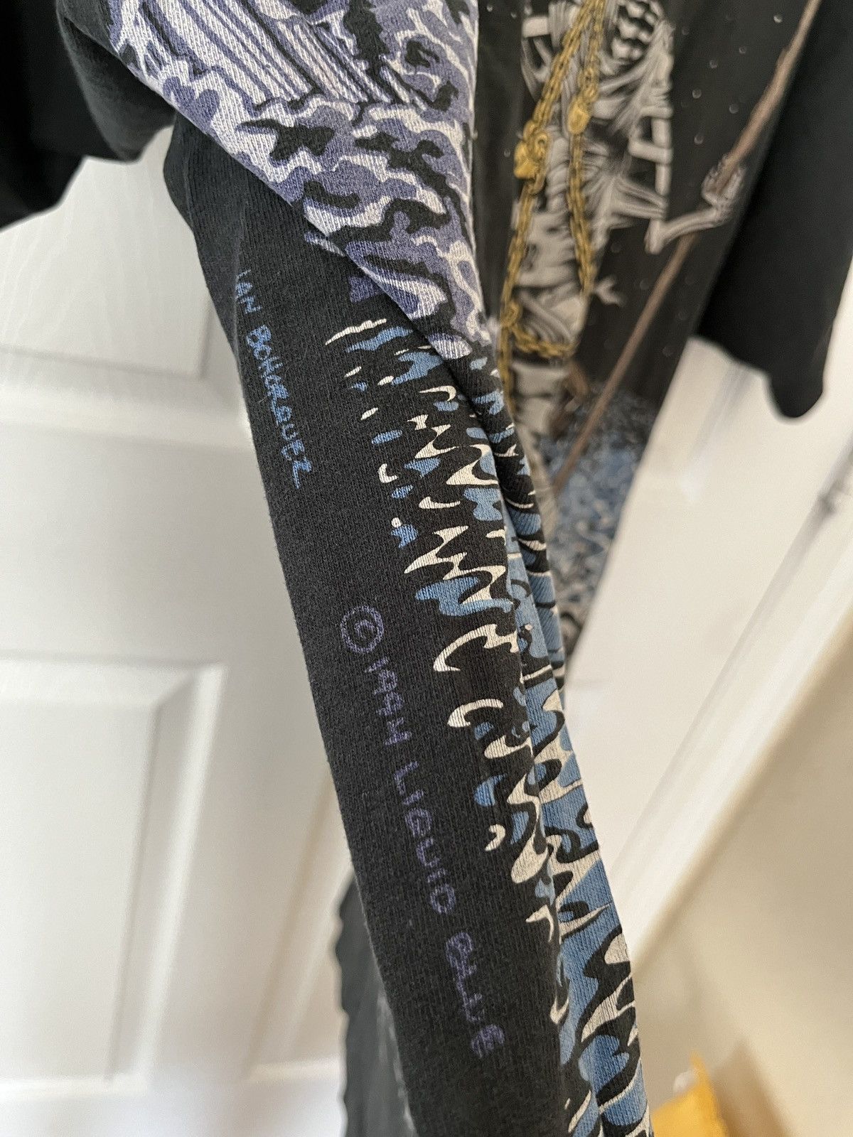 Liquid Blue × Vintage Vintage Liquid Blue Ian Bohorquez 1994 T-Shirt Size US XL / EU 56 / 4 - 5 Thumbnail