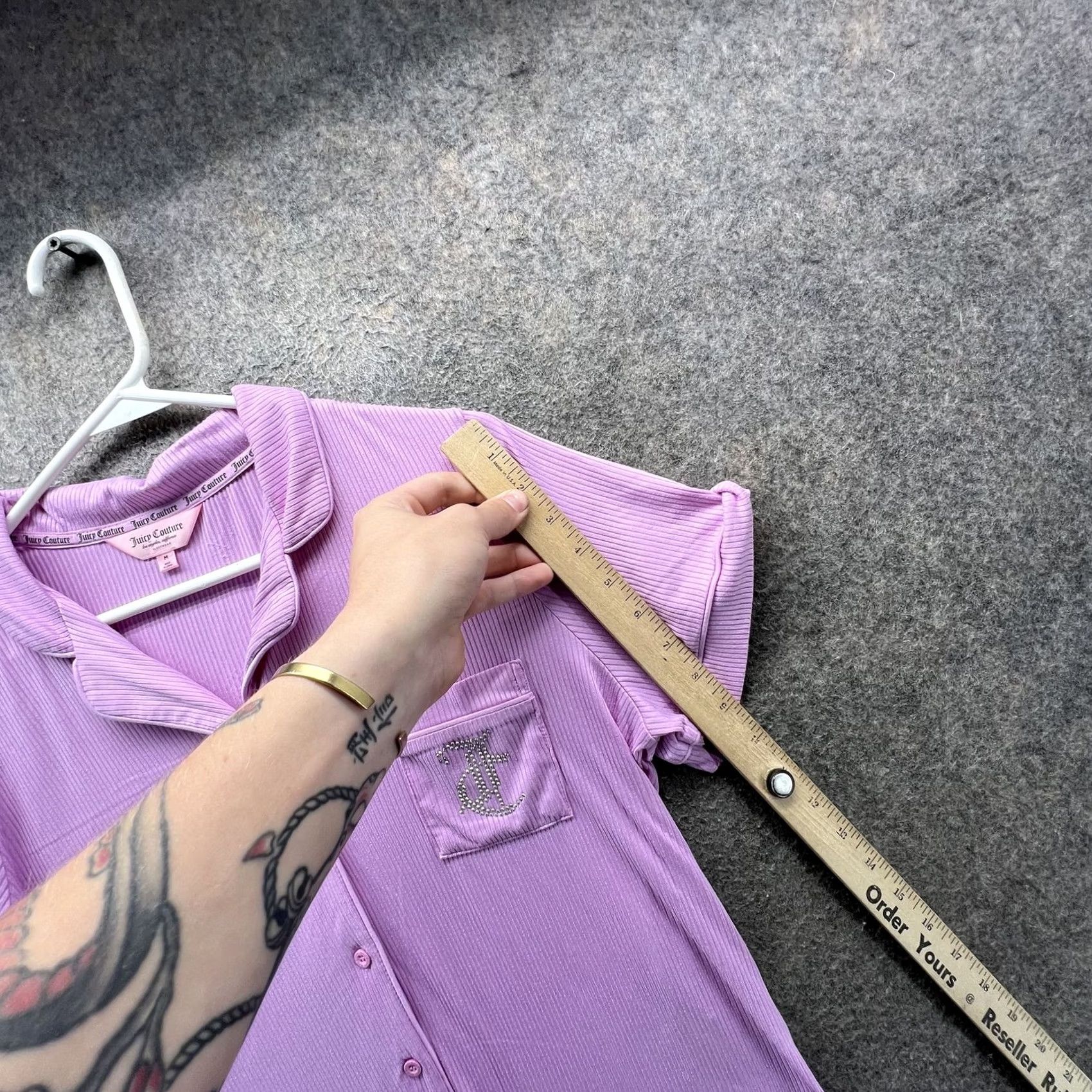 Juicy Couture Juicy Couture Pajama Top Womens Medium Purple Button Front Rhinestone Sleep Lounge Short Sleeve Collared Retro Jersey Knit Size M / US 6-8 / IT 42-44 - 5 Thumbnail