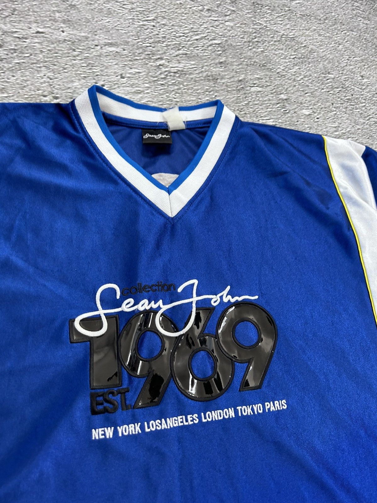 Sean John Vintage Sean John 1969 Jersey blue t-shirt Size US XL / EU 56 / 4 - 2 Thumbnail