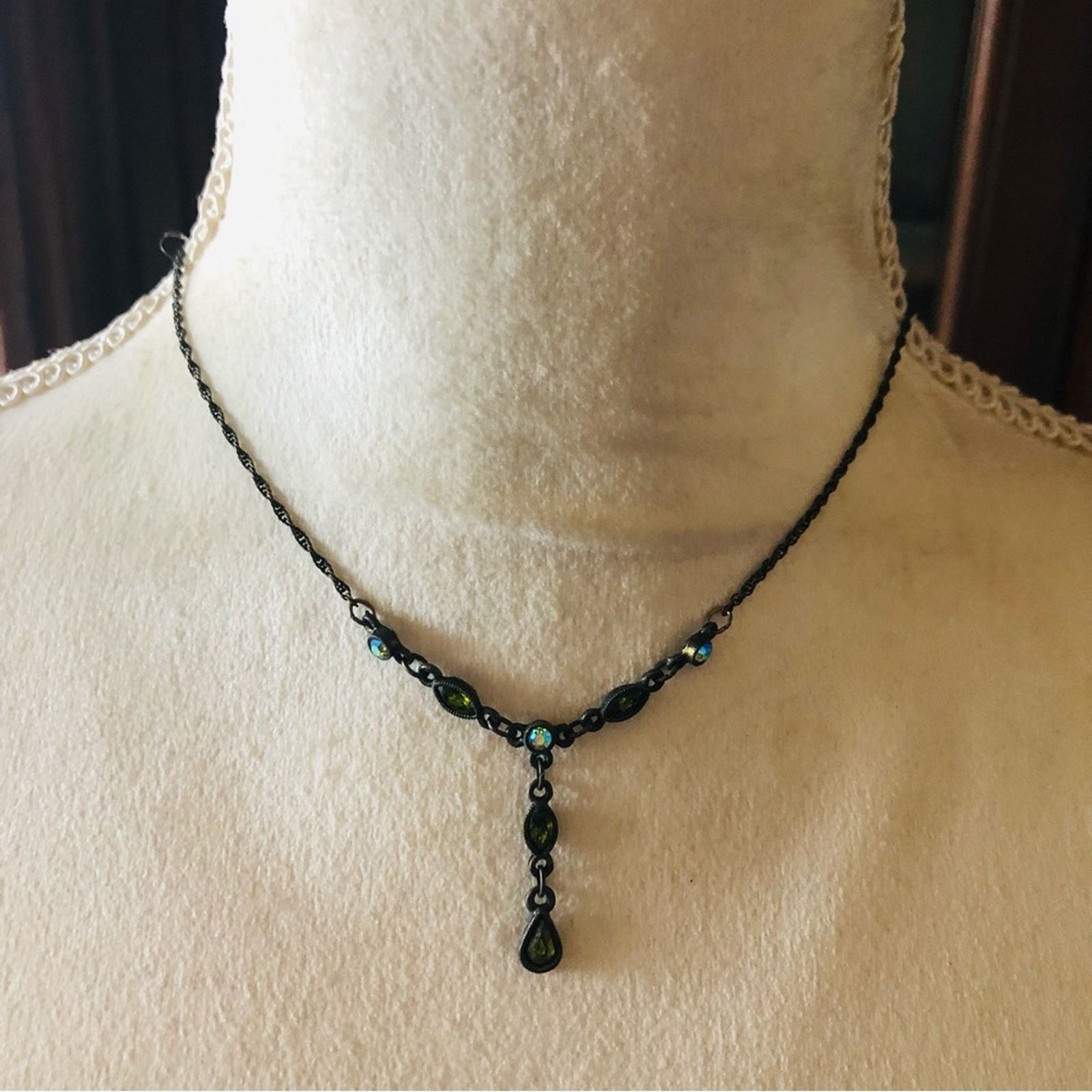 Vintage Vintage 1928 green tone aurora borealis crystal necklace Size ONE SIZE - 2 Thumbnail