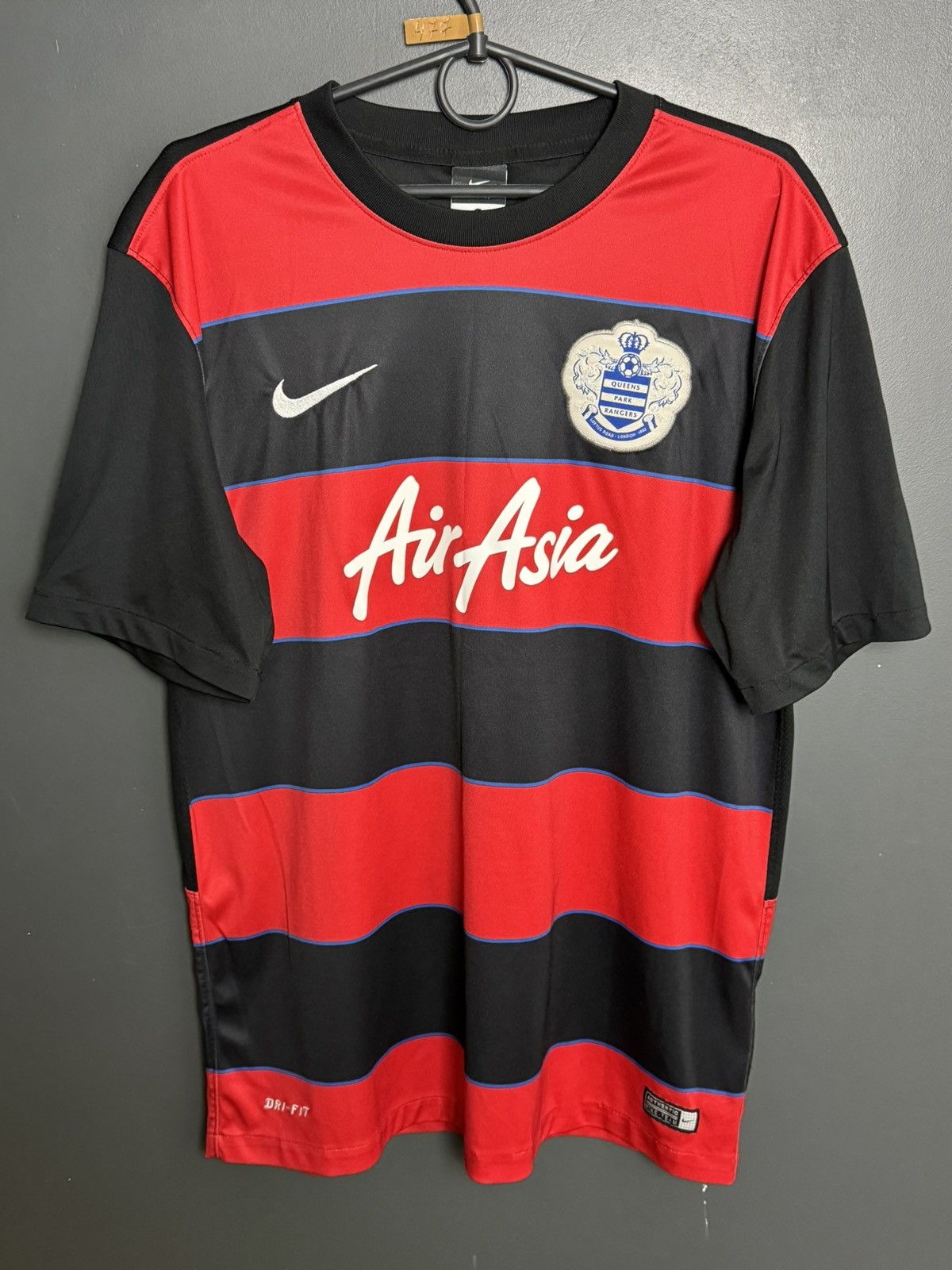 Nike Queens Park Rangers 15/16 Away Football Jersey Size US M / EU 48-50 / 2 - 1 Thumbnail
