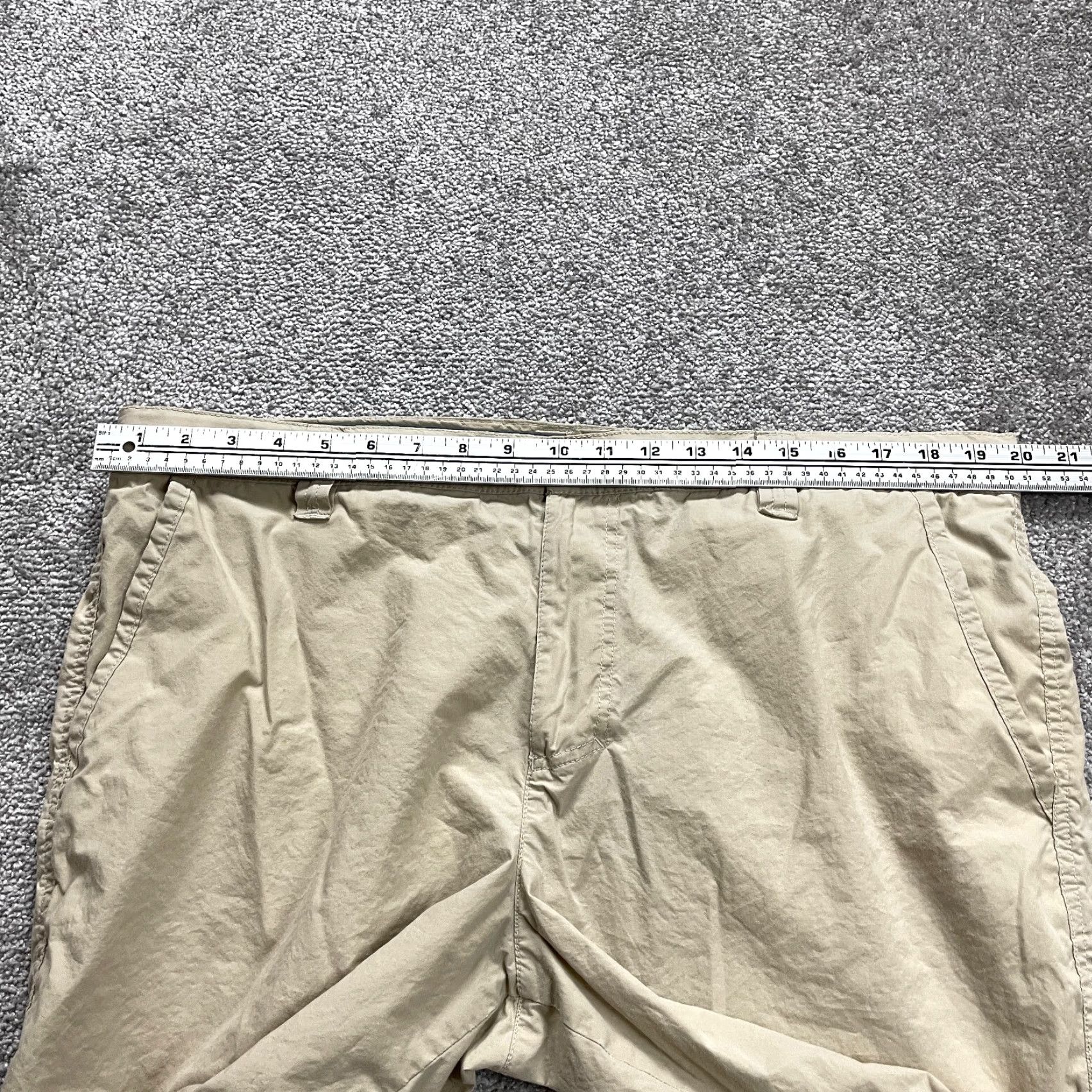 Vintage Columbia Shorts Men 38 Beige Chino Cotton Casual Outdoor 10in Inseam Pockets Mens Size US 38 / EU 54 - 5 Thumbnail