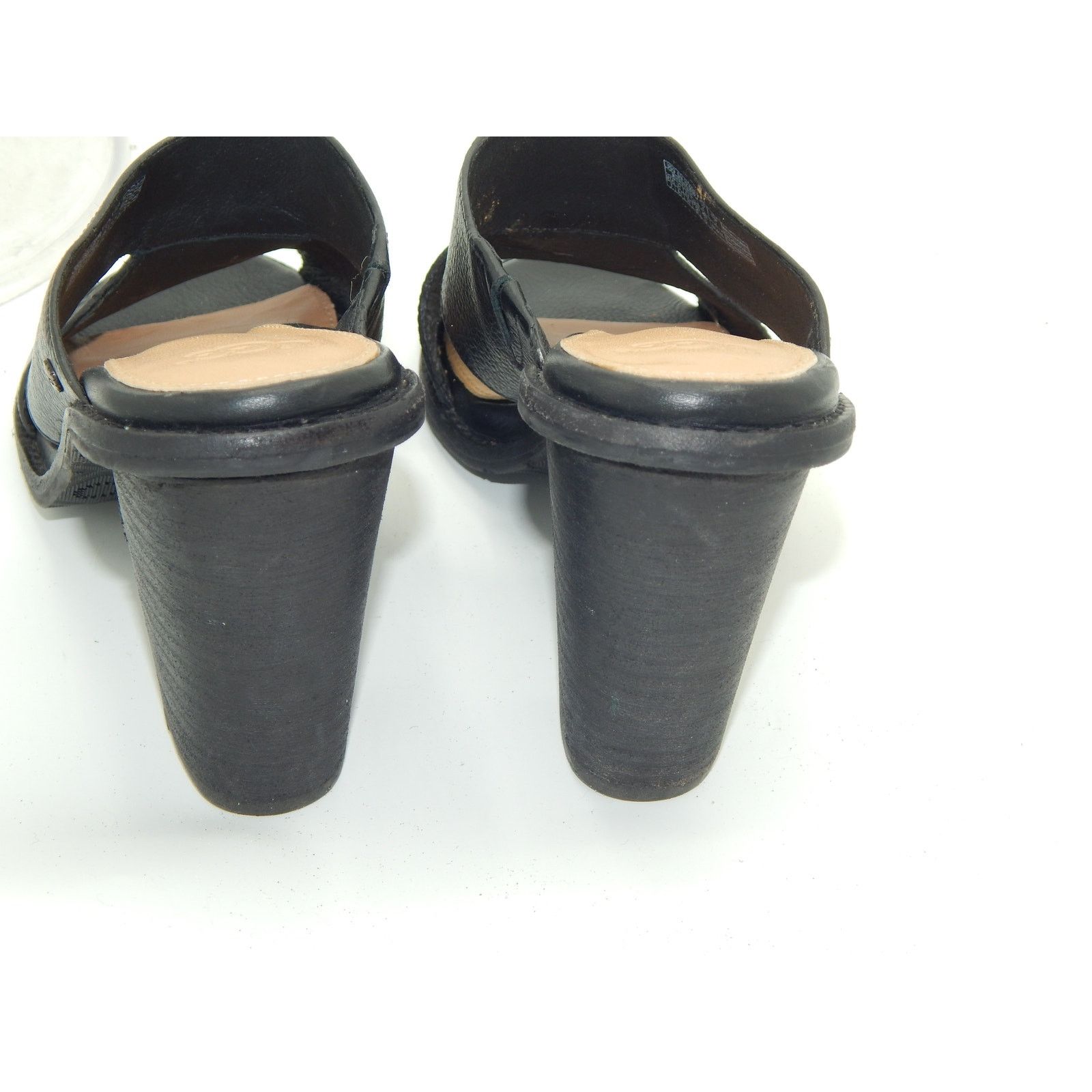 Ugg Ugg Celia Black Leather Slide On Women Size 8 Worn 1 X Size US 8 / IT 38 - 5 Thumbnail