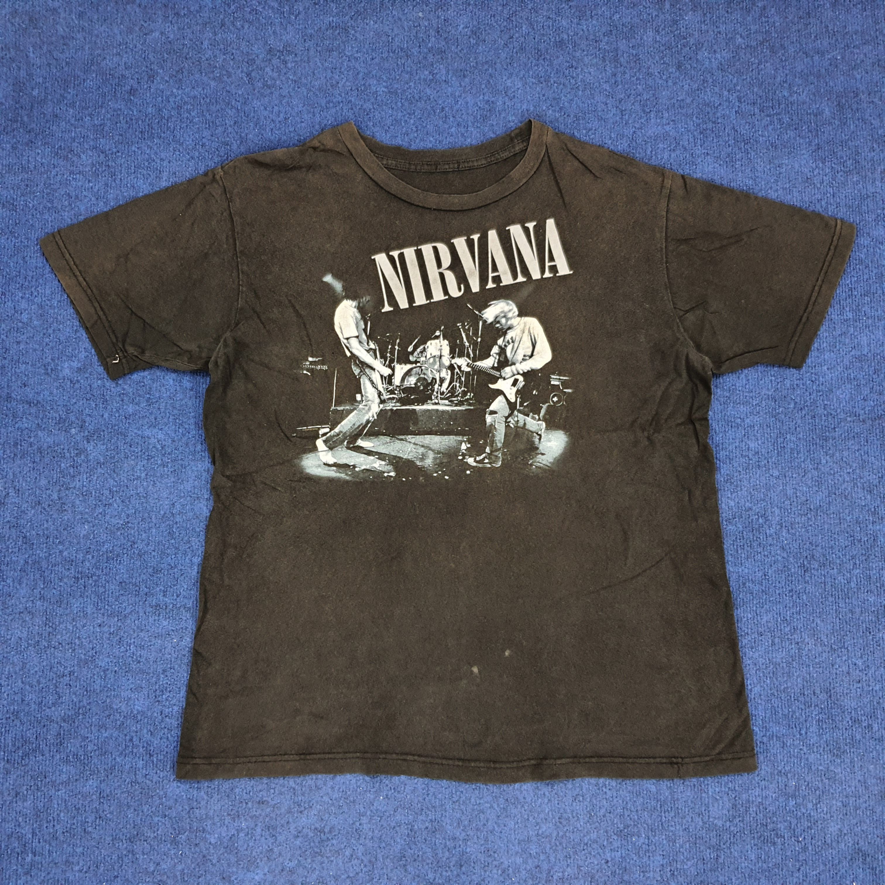 Band Tees × Nirvana × Vintage Vintage Nirvana Band Photo Tee T-shirt Size US L / EU 52-54 / 3 - 1 Thumbnail