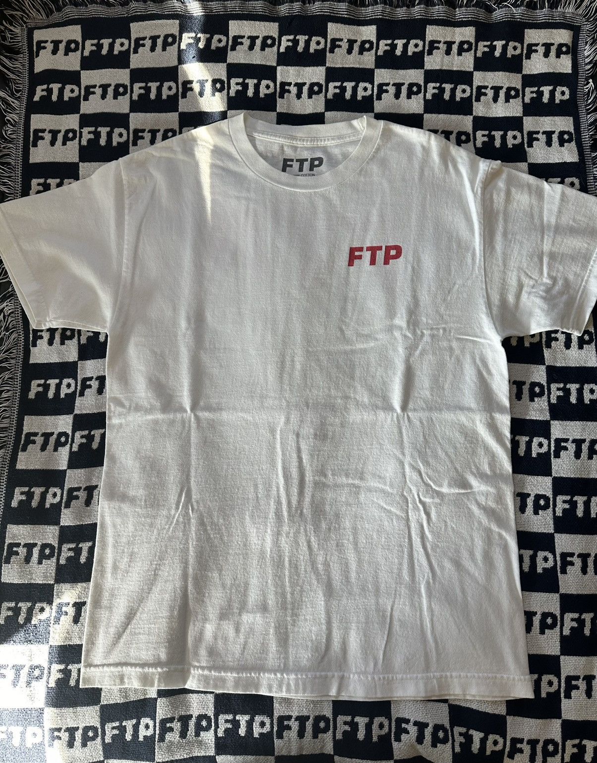 Fuck The Population FTP RED LOGO TEE Size US L / EU 52-54 / 3 - 1 Thumbnail