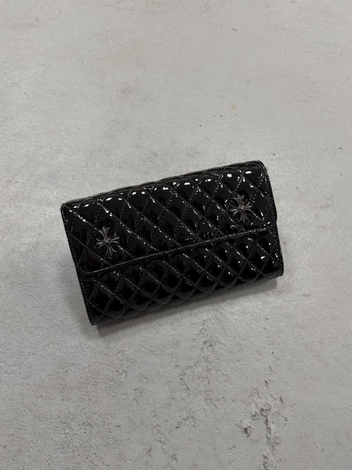 Chrome Hearts Chrome Hearts Plus Patent Leather Wallet Clutch Bag Black Size ONE SIZE - 1 Thumbnail