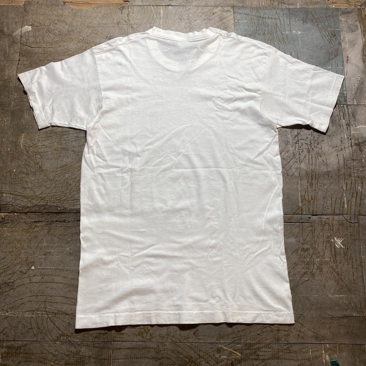 Vintage Vintage 1995 F.R.I.E.N.D.S Series Tee Size US M / EU 48-50 / 2 - 5 Thumbnail