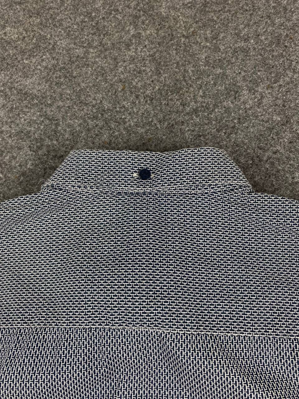 Calvin Klein calvin klein slim fit shirt nice design Size US M / EU 48-50 / 2 - 10 Thumbnail