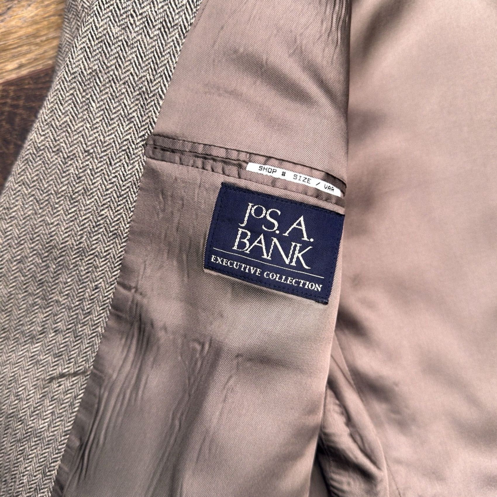 Jos. A. Bank Jos A Bank Blazer Sport Coat 42R Tan Wool Silk Linen Herringbone Tweed Size 42R - 4 Thumbnail