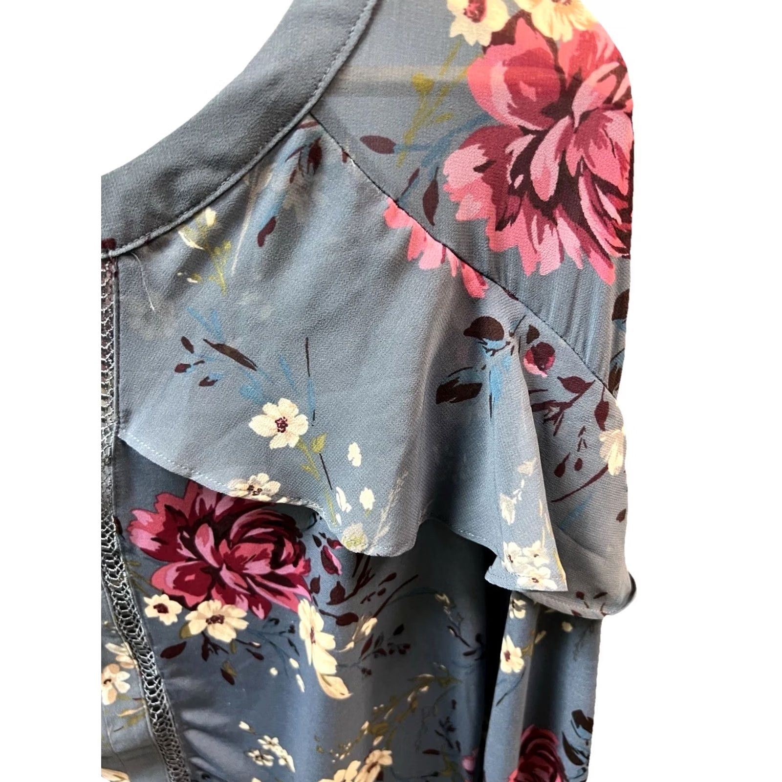 White House Black Market VINTAGE Romantic Soft Blue Floral Boho Blouse Feminine White House Black Market Large Size L / US 10 / IT 46 - 2 Thumbnail
