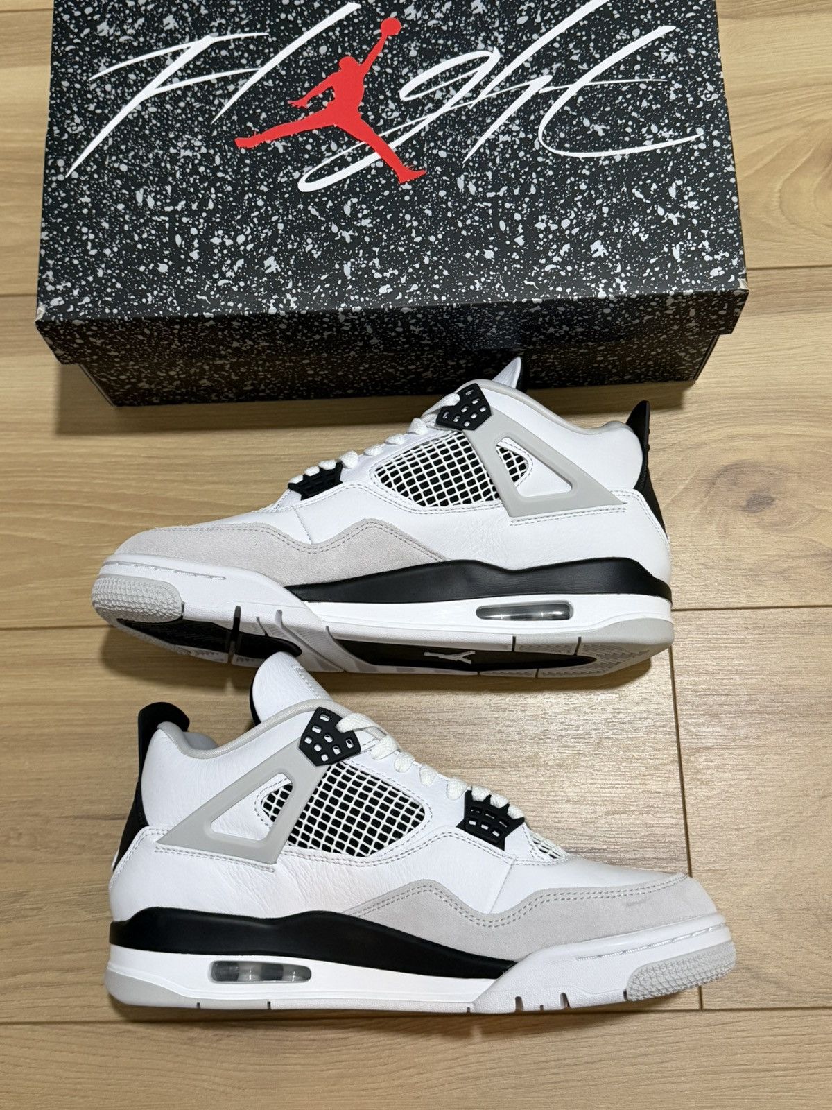 Jordan Brand Air Jordan 4 Military Black Size US 9 / EU 42 - 2 Thumbnail