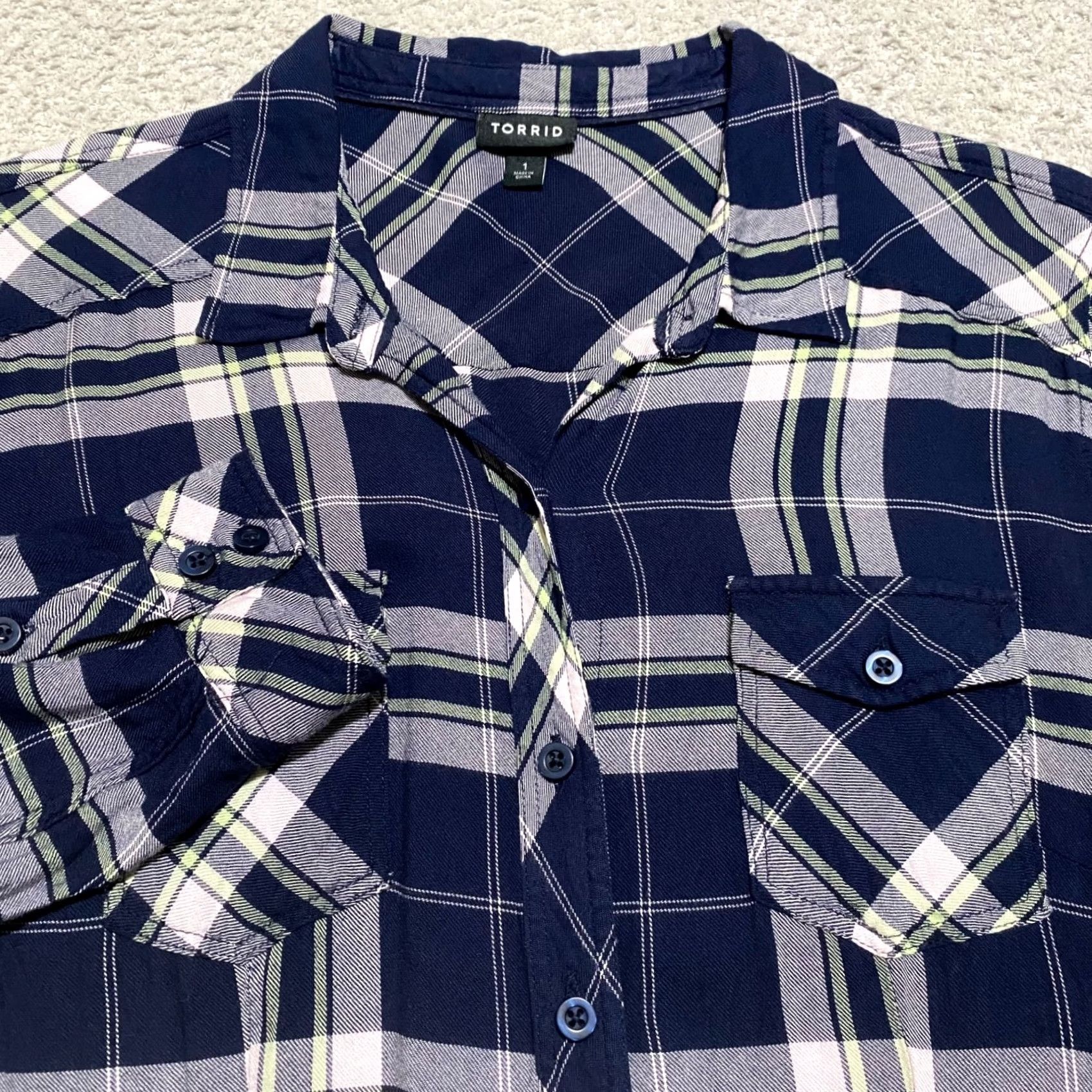 Torrid Torrid Shirt 1X Blue Plaid Button-Up Knit Rayon Long Sleeve, Plus Size, Collared, Pocket, Classic Modern, Womens Size XL / US 12-14 / IT 48-50 - 5 Thumbnail