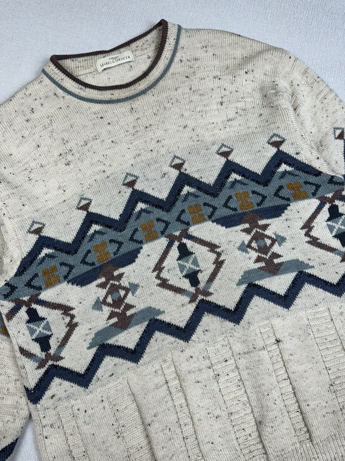 Japanese Brand × Marks & Spencer × Vintage Men’s Vintage Marks Spencer Crew Abstract Sweater size M Size US M / EU 48-50 / 2 - 3 Thumbnail