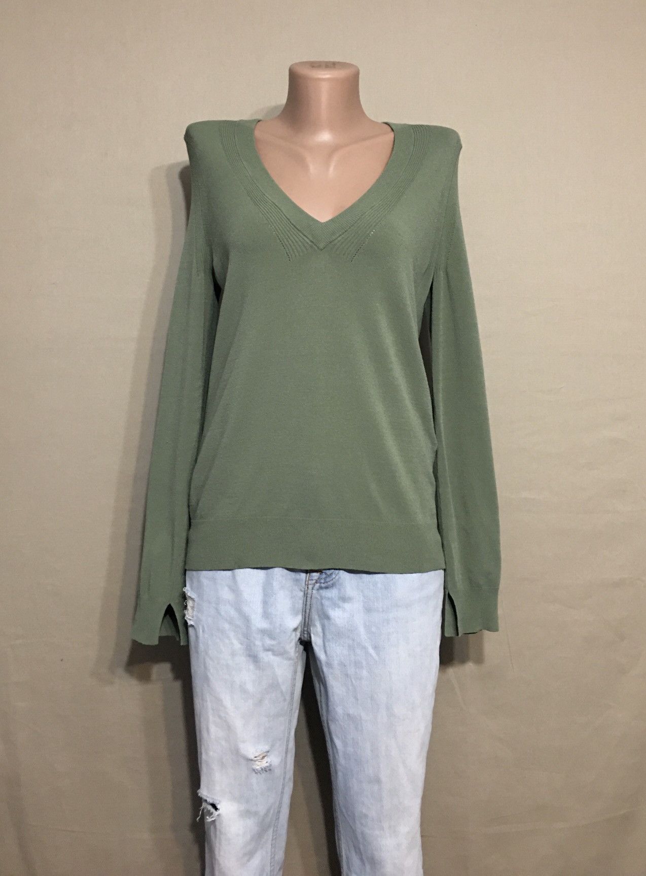 Zadig & Voltaire Zadig & Voltaire Rina V-Neck Olive Green Sweater Size S Size S / US 4 / IT 40 - 2 Thumbnail