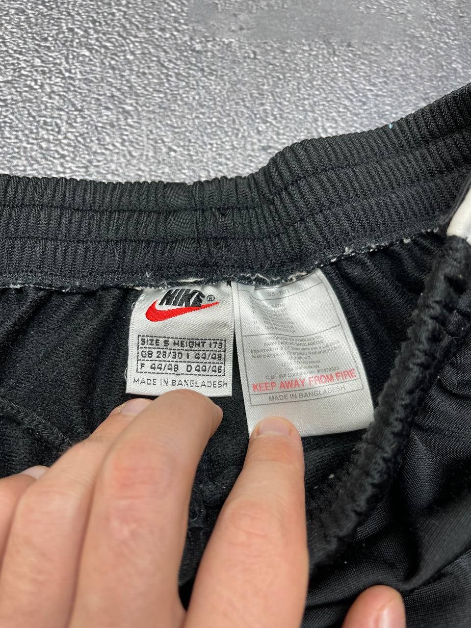 Nike Rare Nike Vintage Drill Track Button Up Nylon pants Size S Size US 30 / EU 46 - 3 Thumbnail