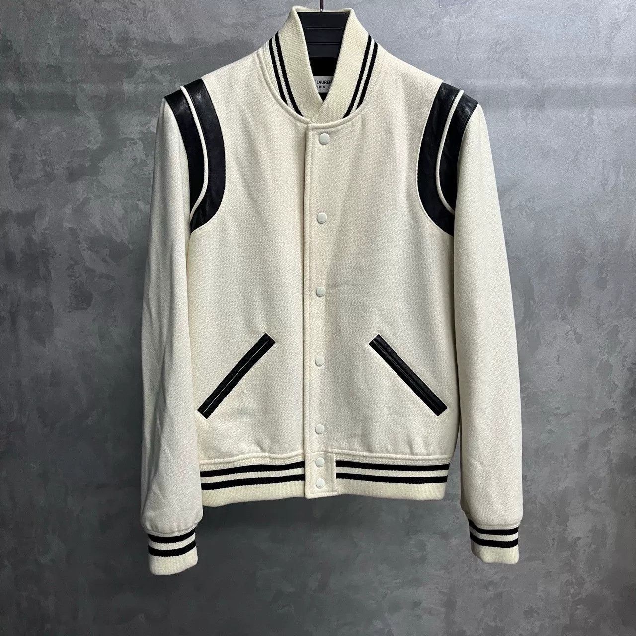Saint Laurent Paris Saint Laurent White Striped Baseball Jacket Size US S / EU 44-46 / 1 - 1 Thumbnail