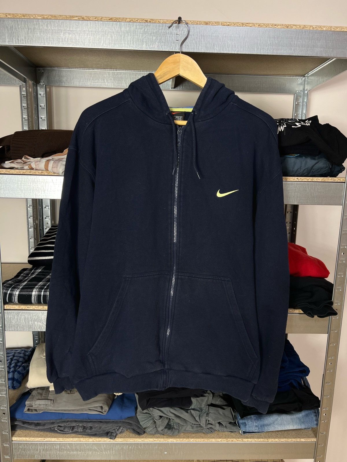 Other Y2K Vintage Nike Zip Hoodie Big Logo Back Embroidered Size L Size US L / EU 52-54 / 3 - 2 Thumbnail