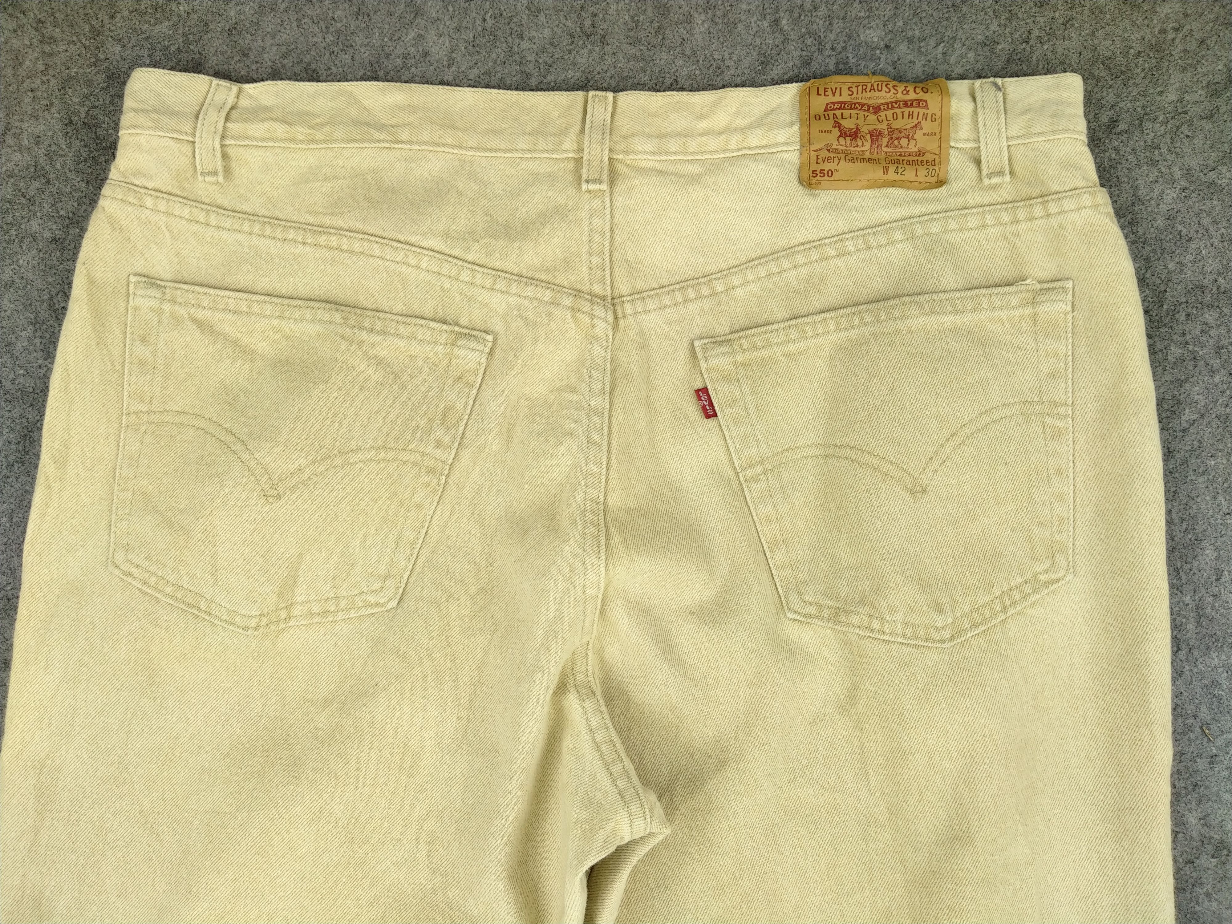 Levi's Cream/Khaki Vintage Levi's 550 Denim 42x30 -JN484 Size US 42 / EU 58 - 4 Thumbnail