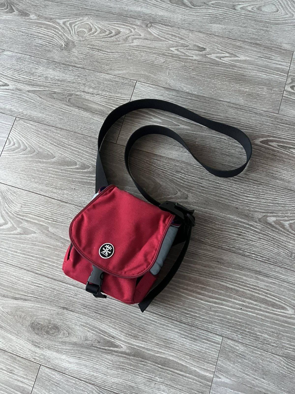 Crumpler ‼️Crumpler Vintage Stamp Claimer Avant Garde Bens Pizza Bag‼️ Size ONE SIZE - 4 Thumbnail
