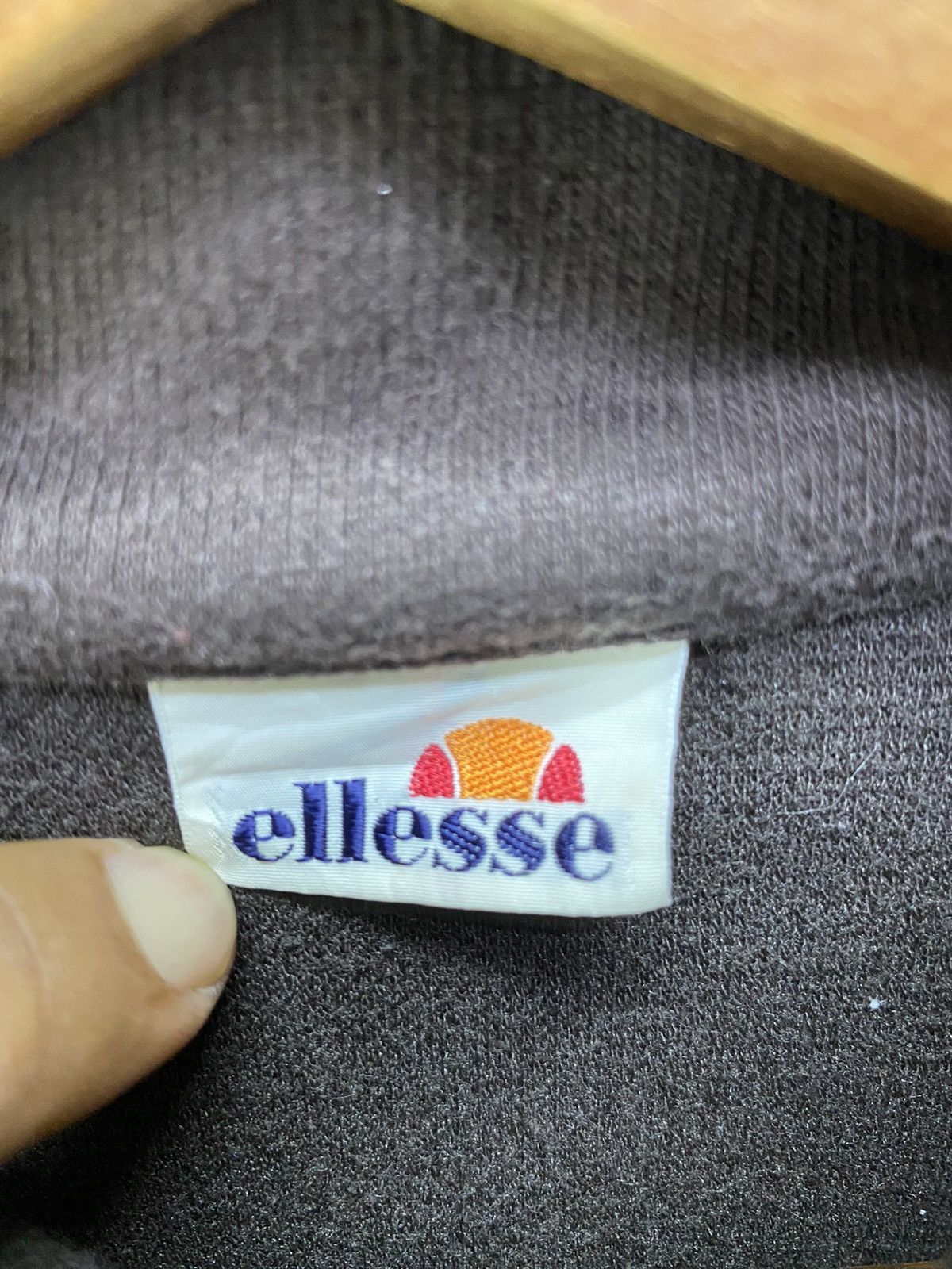Ellesse Vintage Ellesse Sweatshirt Quarter Button Up Pullover Size L Size US L / EU 52-54 / 3 - 9 Thumbnail