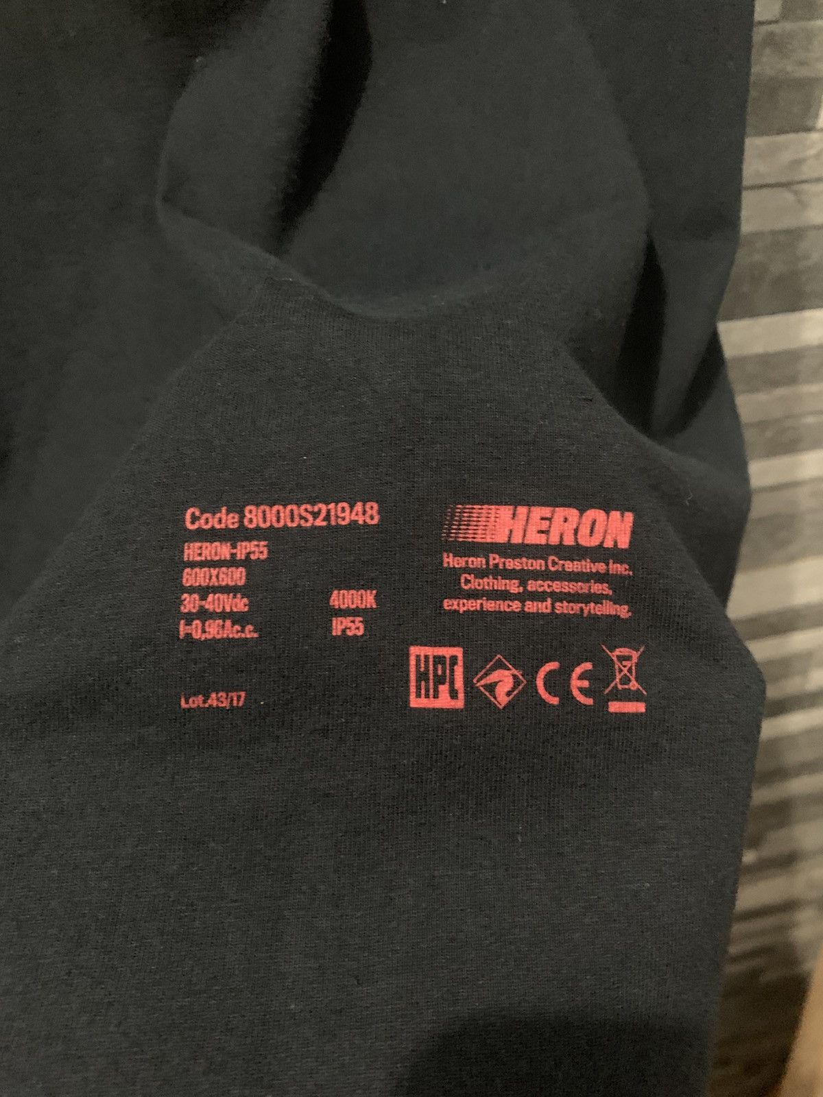 Heron Preston HERON PRESTON " MELTED " Tee Size US XL / EU 56 / 4 - 9 Thumbnail
