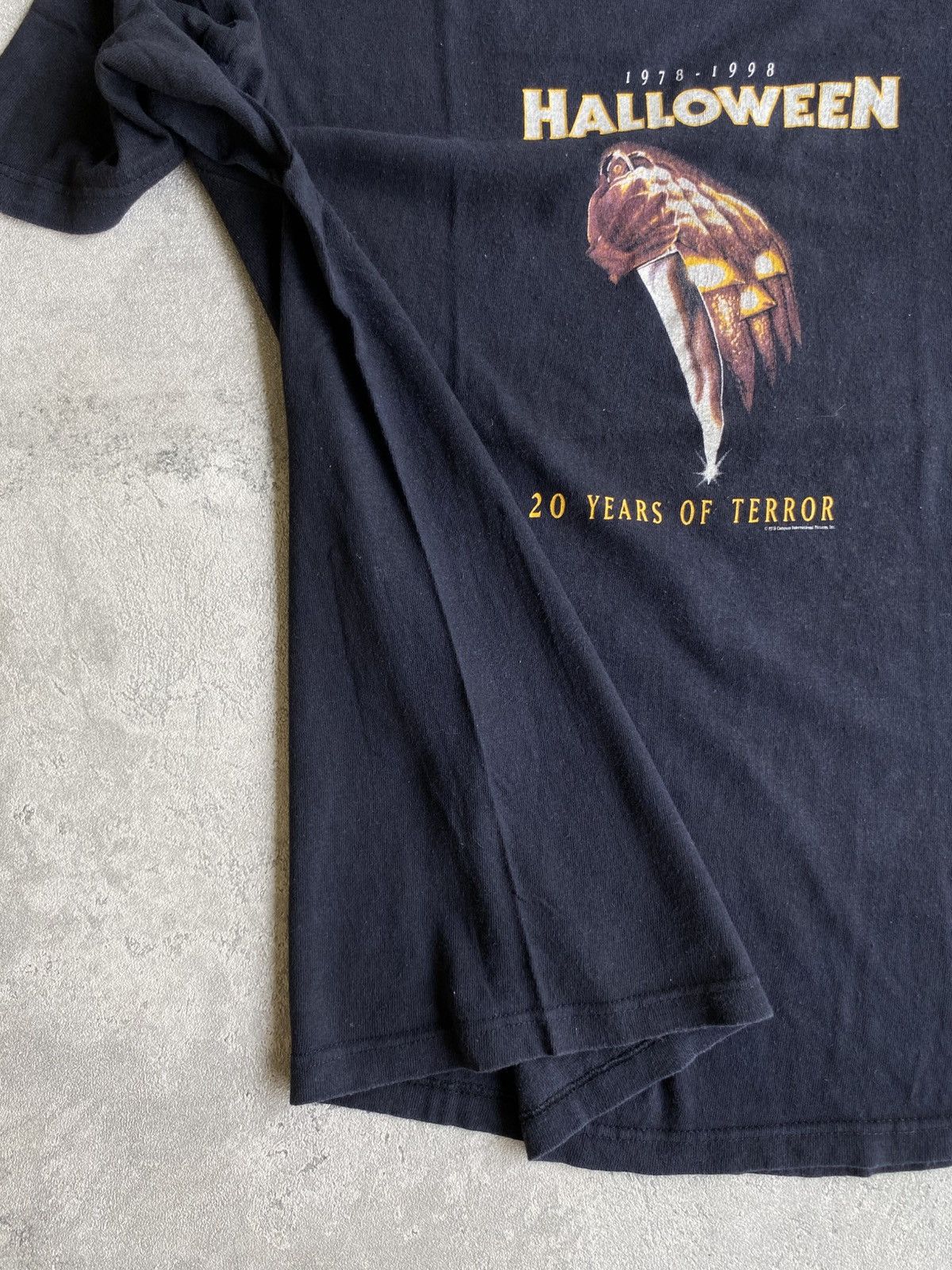 Band Tees Vintage Halloween 20 Years Of Terror Shirt Size US XL / EU 56 / 4 - 4 Thumbnail