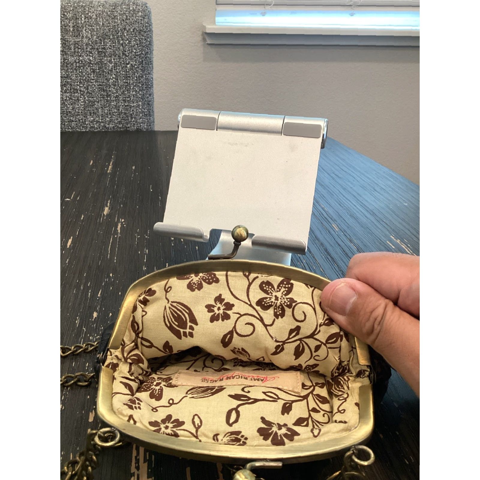 Vintage VINTAGE American Rag Crossbody Bag Purse Small Gold Bronze Faux Leather 1984 Womens Small Gold Bronze Hardware Latch Bag Size ONE SIZE - 5 Thumbnail