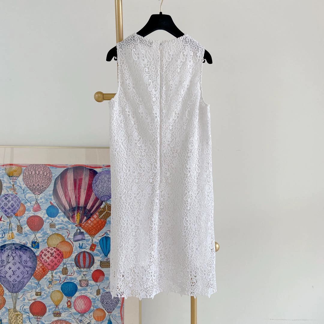 Ermanno Scervino ERMANNO SCERVINO white lace dress size 40 Size S / US 4 / IT 40 - 2 Thumbnail