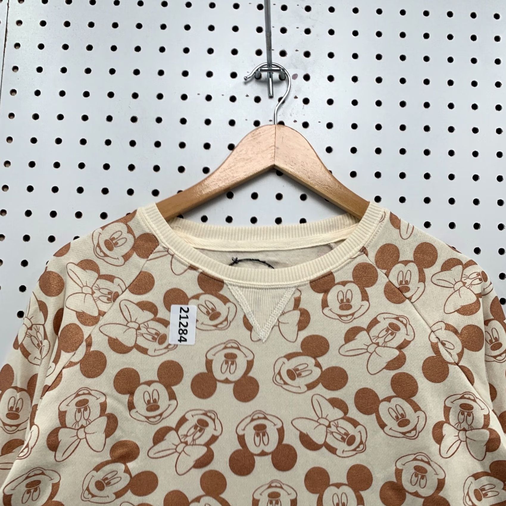 Disney Disney Mickey Mouse Shirt Womens Large Beige Long Sleeve All Over Print 20X26 Size L / US 10 / IT 46 - 6 Thumbnail