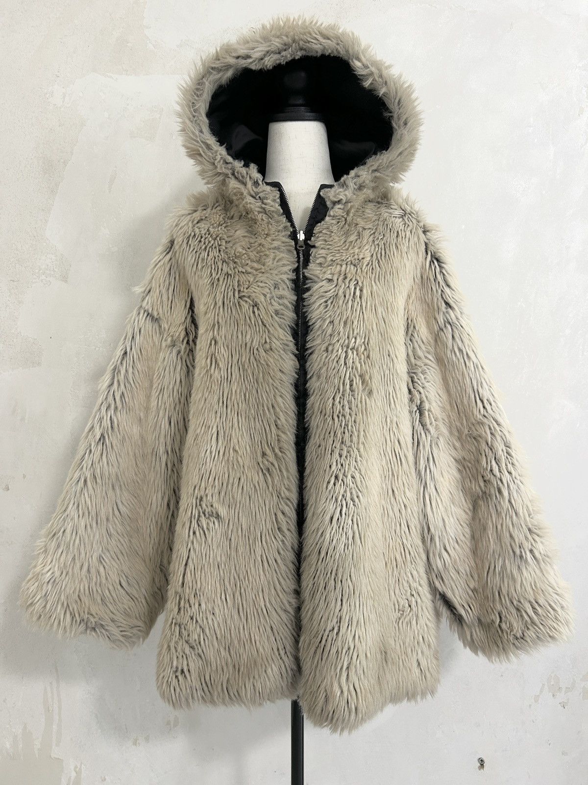 Helmut Lang Archive A/W 1992 oversized faux fur reversible jacket Size M / US 6-8 / IT 42-44 - 2 Thumbnail