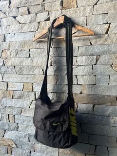 Nike Vintage Sling Bag | Grailed