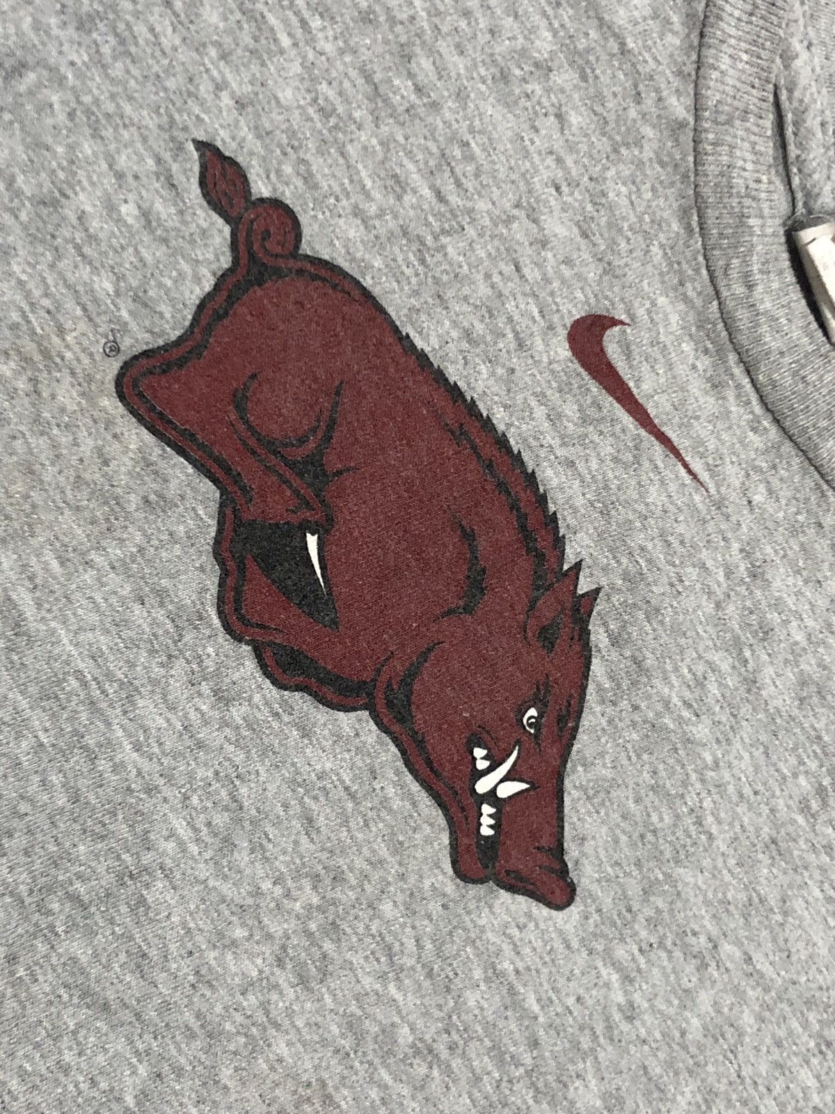 Nike Arkansas Razorbacks Nike Center Swoosh Tee Size US S / EU 44-46 / 1 - 2 Thumbnail