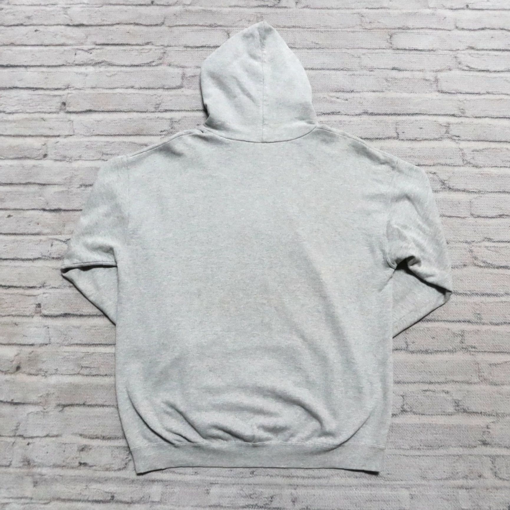 Vintage VINTAGE Shorty's Skateboards Logo Hoodie Sweatshirt Mens Size L Heather Grey Sweatshirt 90s Logo Hoodie Mens Long Sleeve Skateboards Hoodie Size US L / EU 52-54 / 3 - 7 Thumbnail