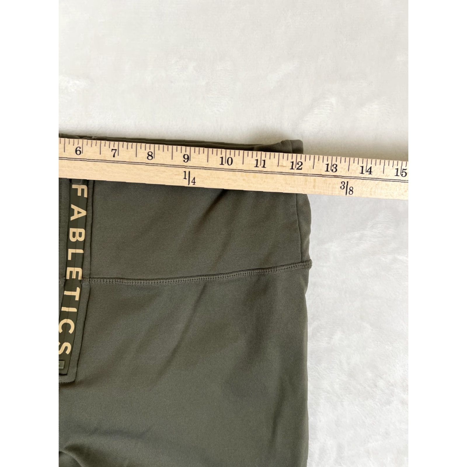 Fabletics Fabletics Leggings Womens Small Green Motion365 High Waisted Athletic Yoga Pants Size 28" / US 6 / IT 42 - 6 Thumbnail