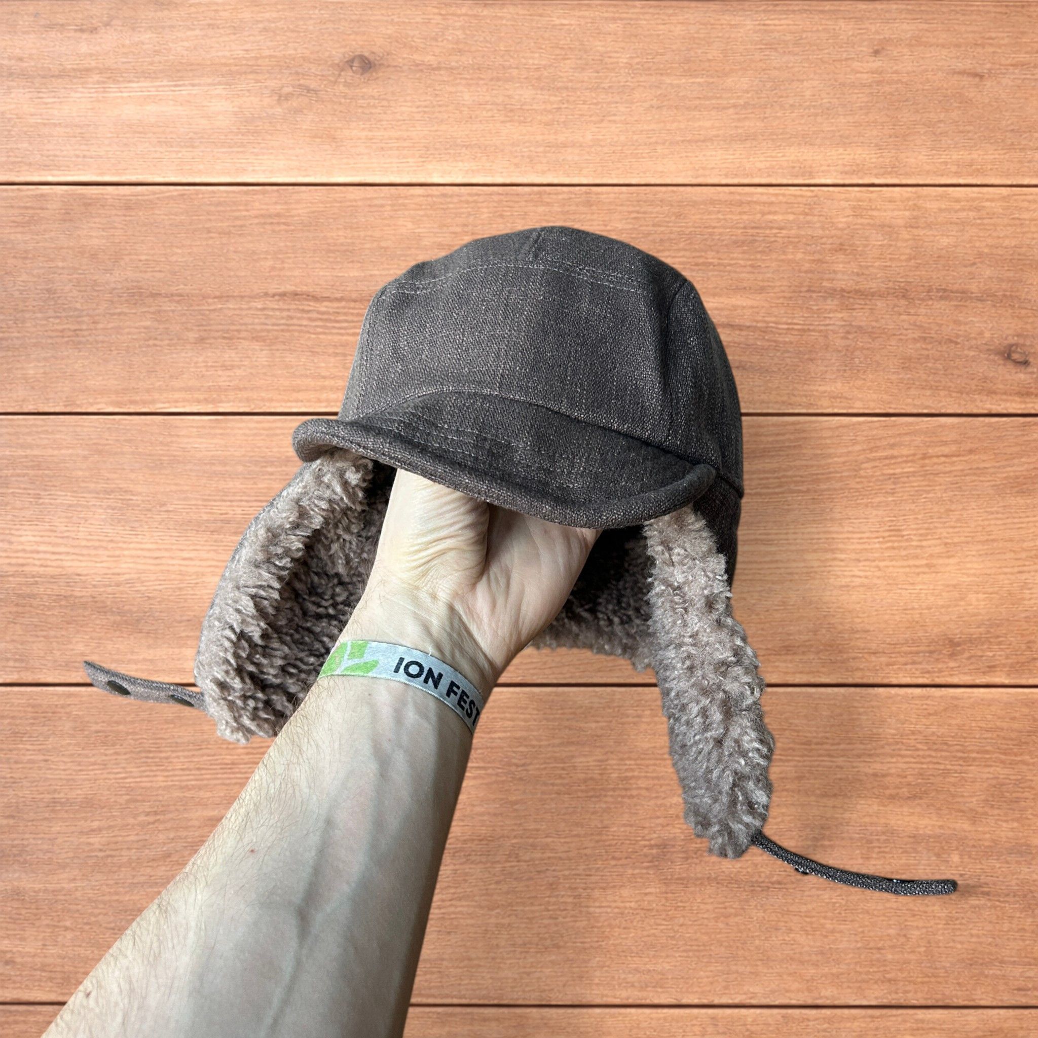 Japanese Brand Fluffy Woolen padded trapper deer stalker hat cap in brown. Size ONE SIZE - 1 Thumbnail