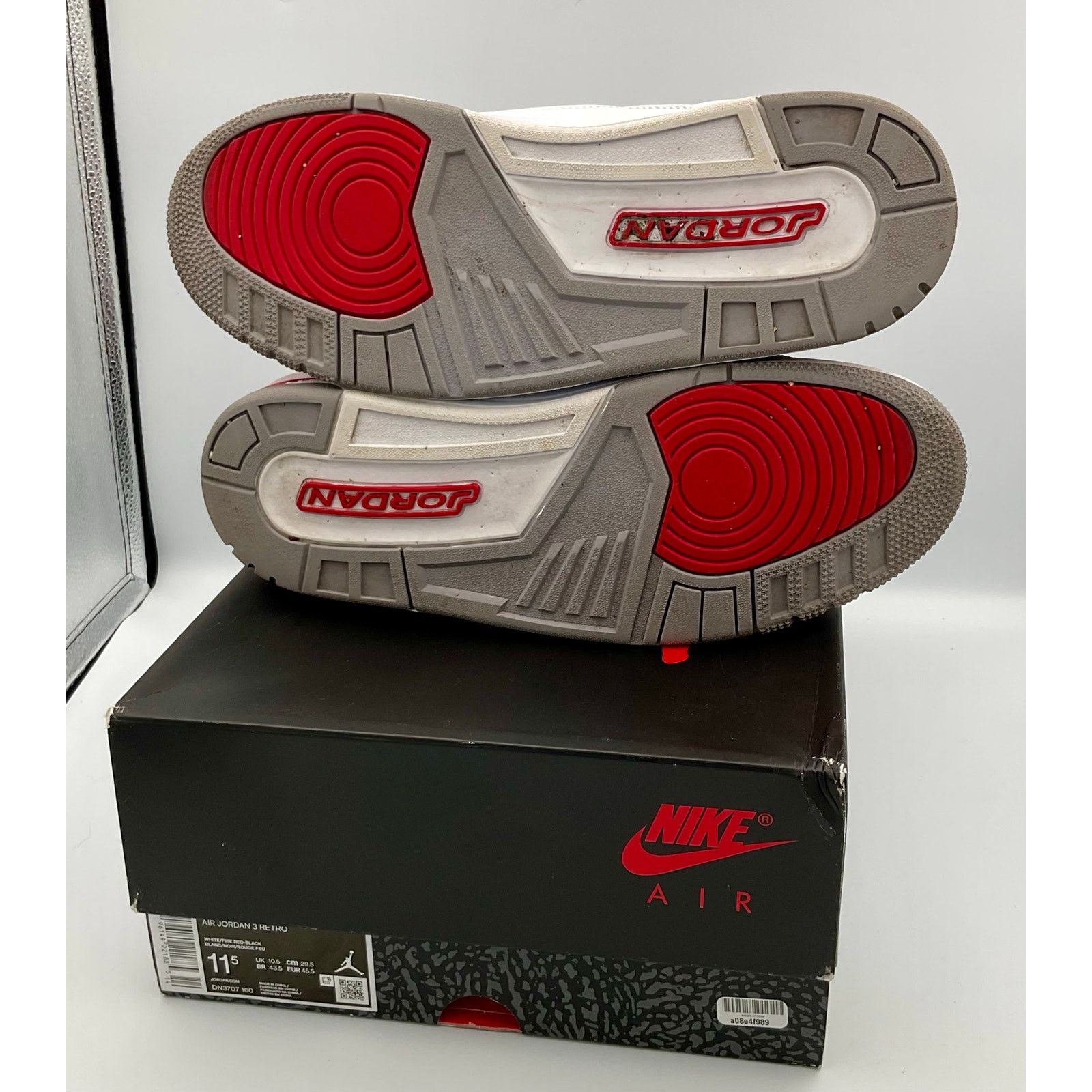 Nike Air Jordan 3 Retro Fire Red DN807-160 M11.5 Preowned Size US 11.5 / EU 44-45 - 9 Thumbnail