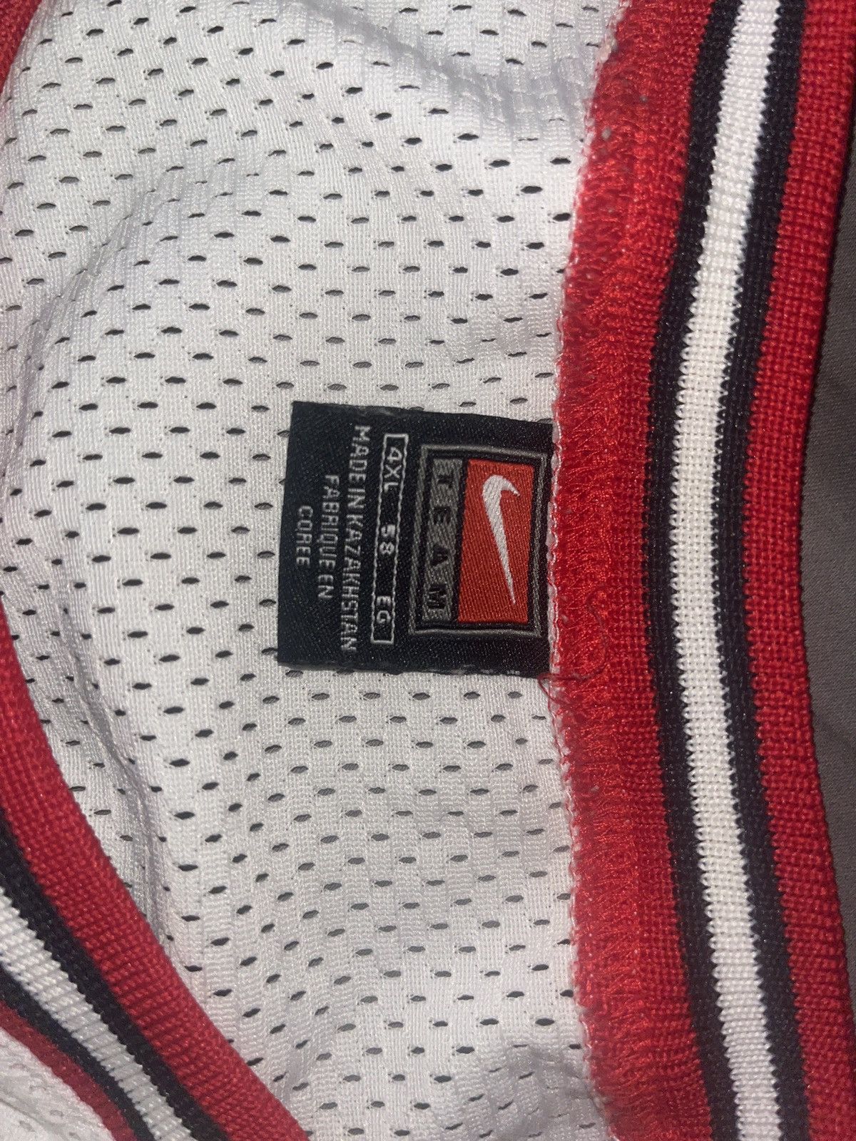 Nike × Vintage 97-98 bulls jordan jersey Size US XXL / EU 58 / 5 - 8 Thumbnail