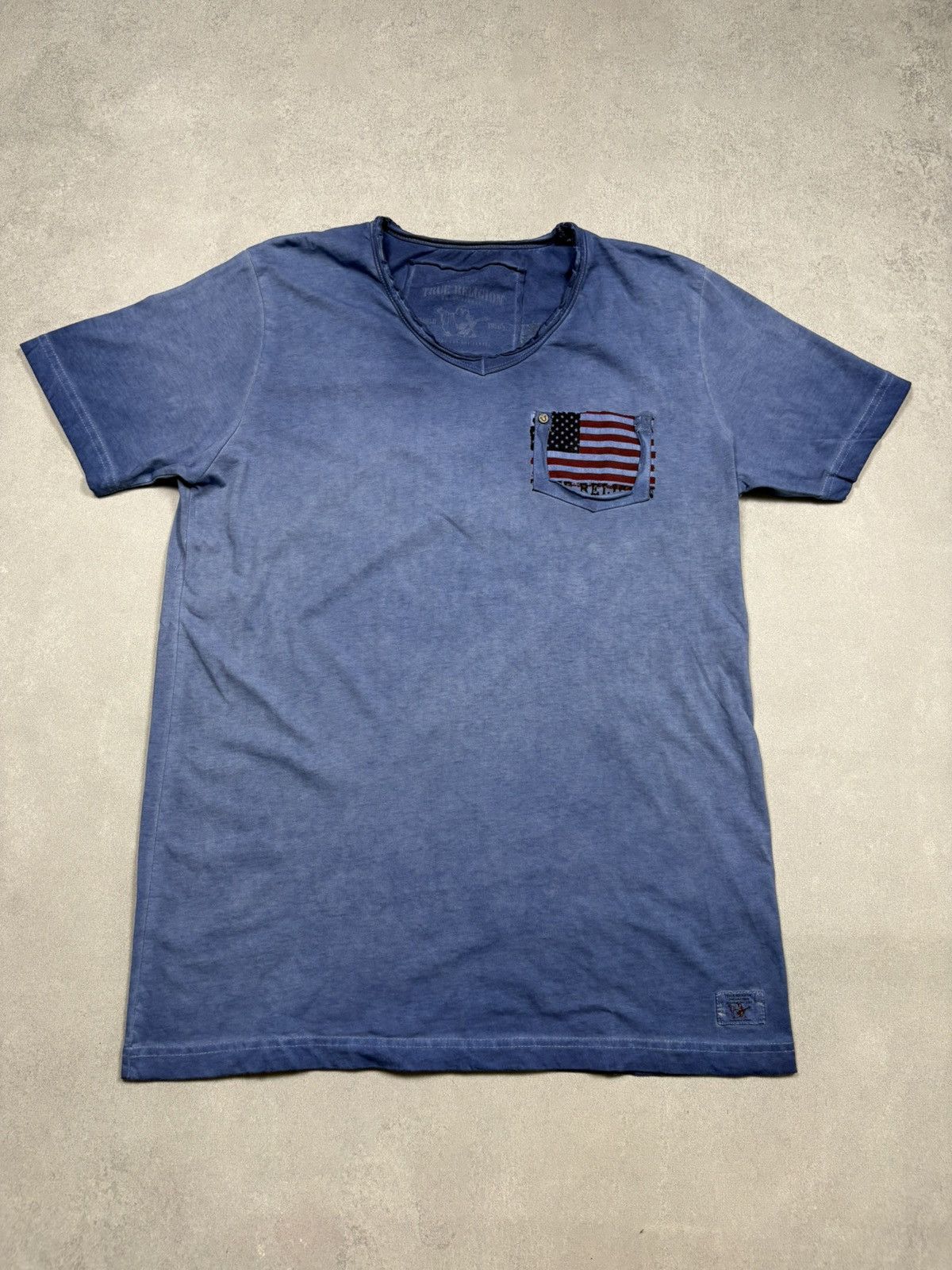 True Religion True Religion USA Flag Studded Tee Y2K Distressed Vintage Size US XL / EU 56 / 4 - 2 Thumbnail
