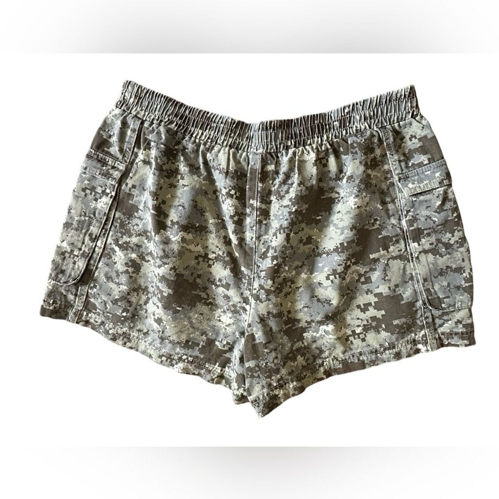 Forever 21 Forever 21+ CARGO SHORT Camo Olive Green Gray Women 1X. Size 24" / US 00 / IT 34 - 4 Thumbnail