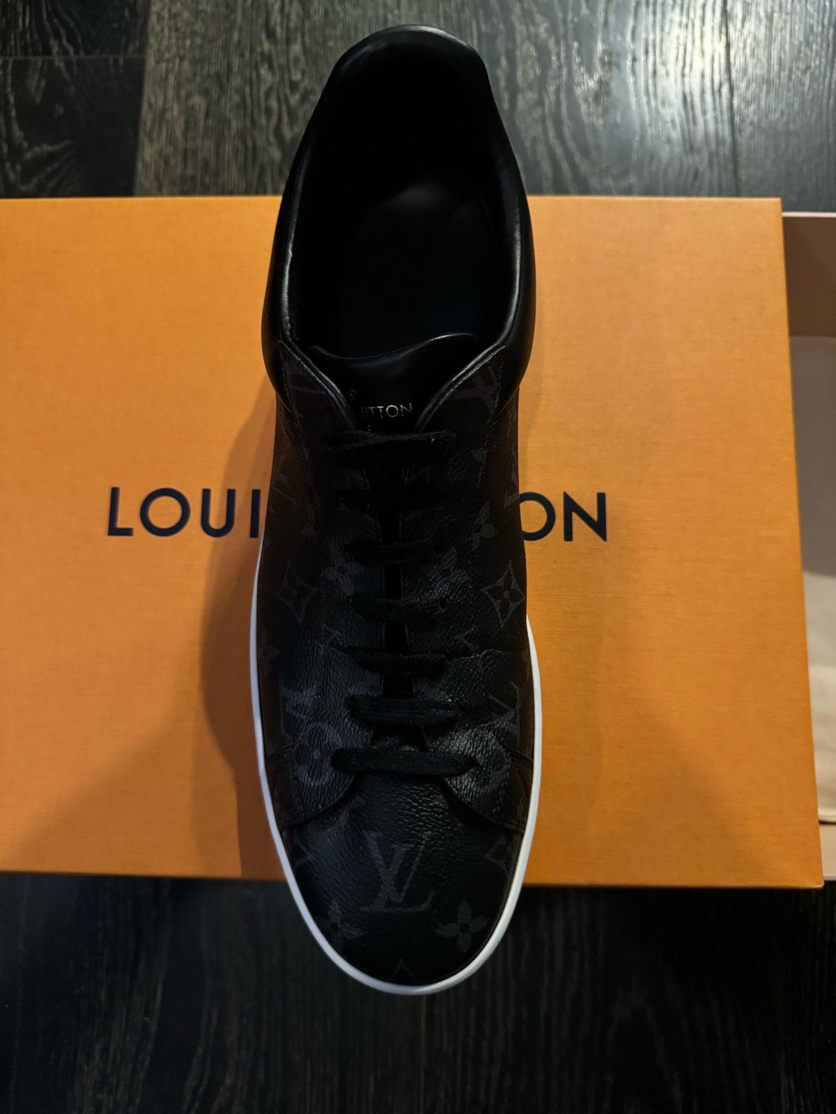 Louis Vuitton Louis Vuitton Sneakers LV Monogram Size US 9.5 / EU 42-43 - 8 Thumbnail