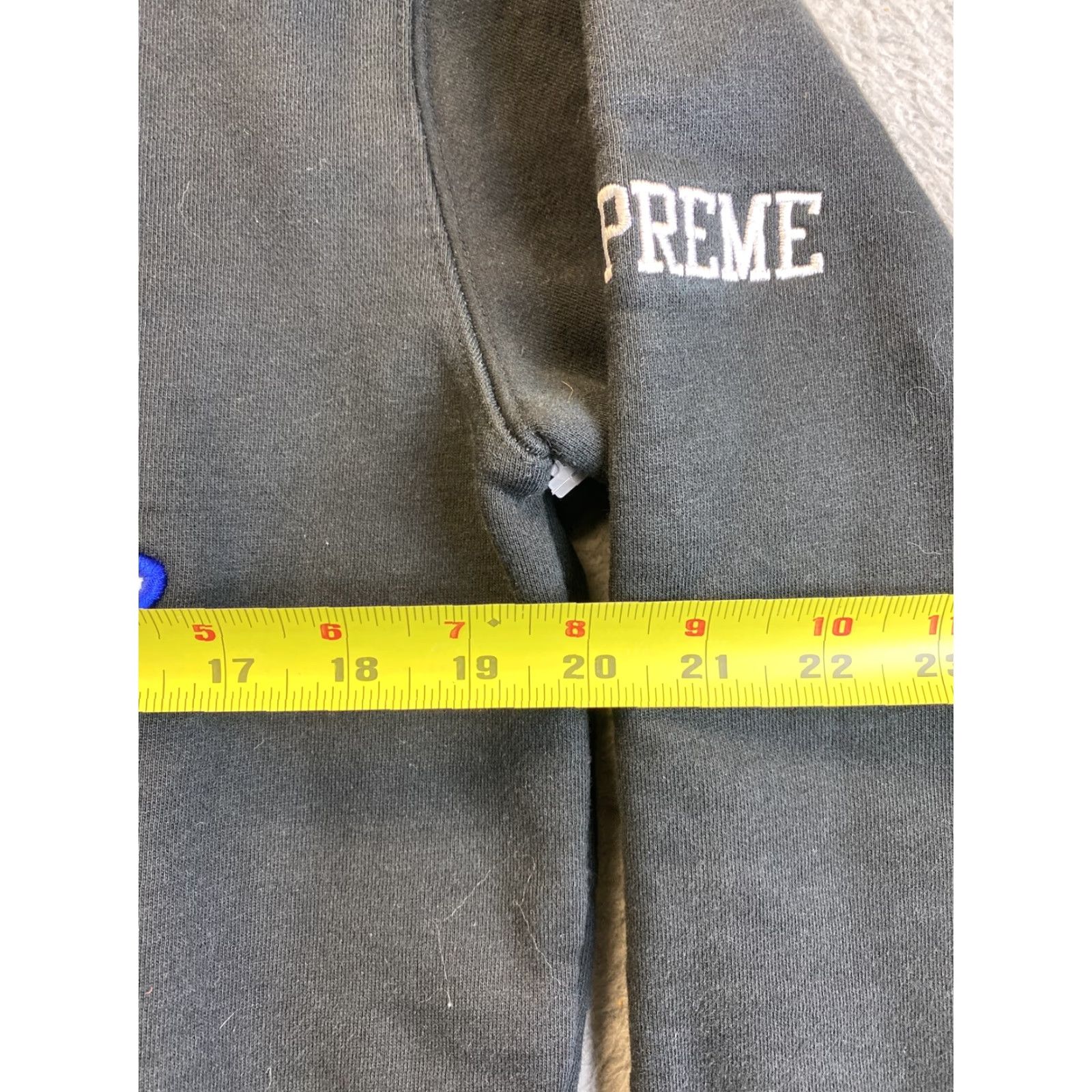 Champion Champion S Black Big Logo Pullover Hoodie Size Small /36-55 Sweatshirt Size US S / EU 44-46 / 1 - 5 Thumbnail