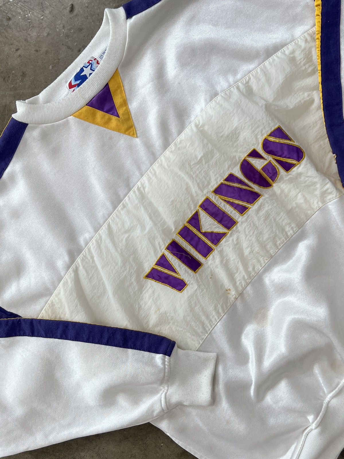 NFL × Vintage Vintage Starter 90s Y2K 2000s NFL Vikings Sweatshirts XL Size US XL / EU 56 / 4 - 1 Thumbnail