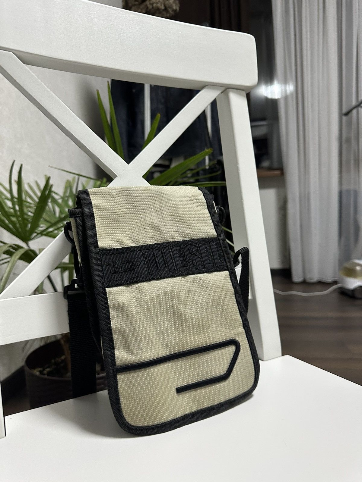 Diesel Vintage Diesel Messenger Bag Y2K Style Size ONE SIZE - 5 Thumbnail
